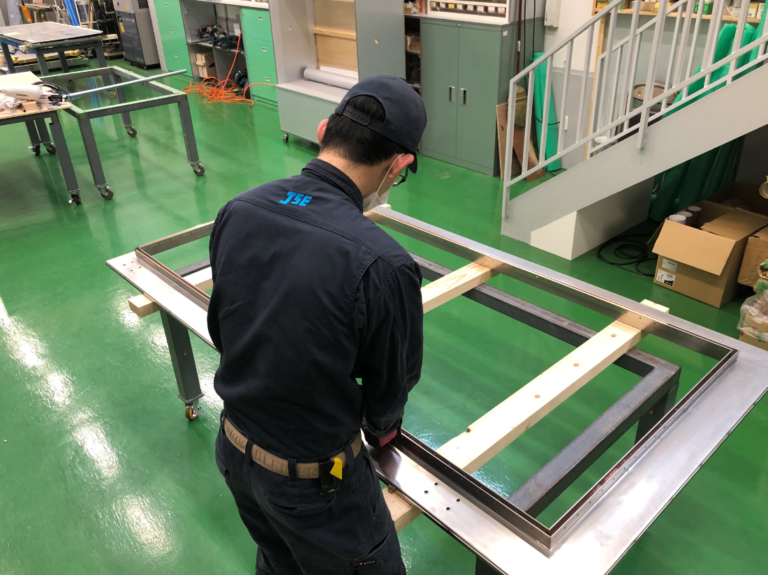 高い技術力とチームワークで次の未来へ<br />
ものづくりにさらなる価値を見出す！